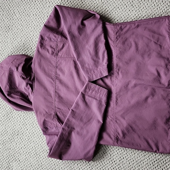 Eddie Bauer Women's Hooded Zippered Coat in Eggplant Size XL - Picture 9 of 11
